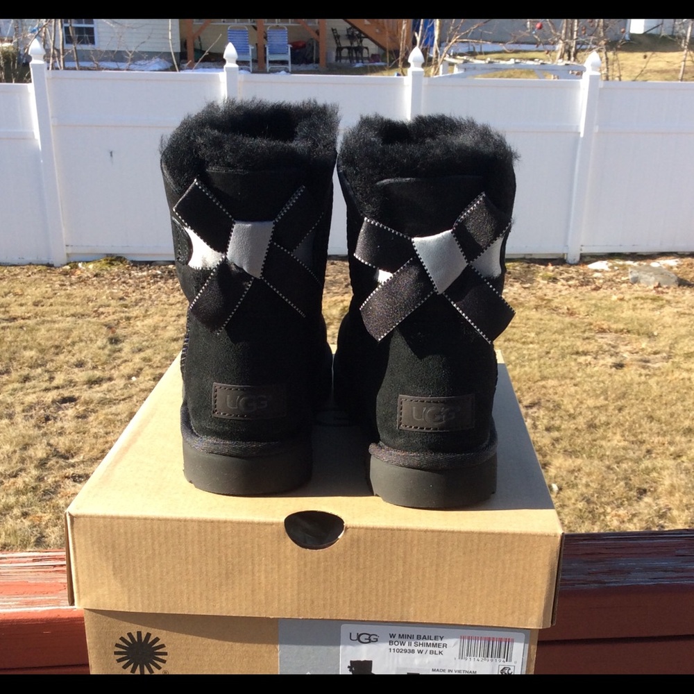 UGG MIni Bailey Bow II shimmer